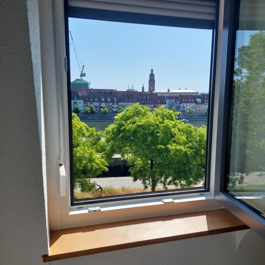 Stilvolle Wohnung Direkt In Der City Würzburg Eksteriør billede